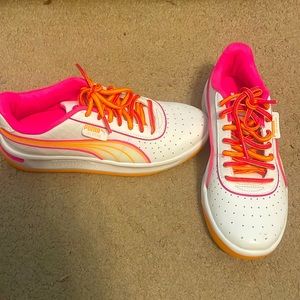 LIMITED EDITION DunkinXPuma Sneakers